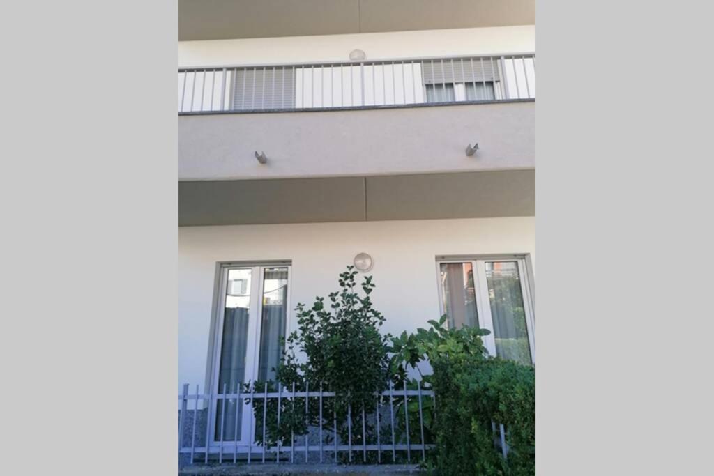 Appartamento Incantevole Con Parcheggio Gratuito Tirano Zewnętrze zdjęcie